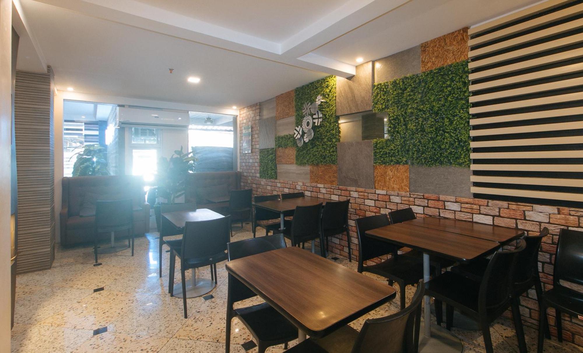 Reddoorz Plus At Seventy Five Inn Near Manila Airport Paranaque City المظهر الخارجي الصورة