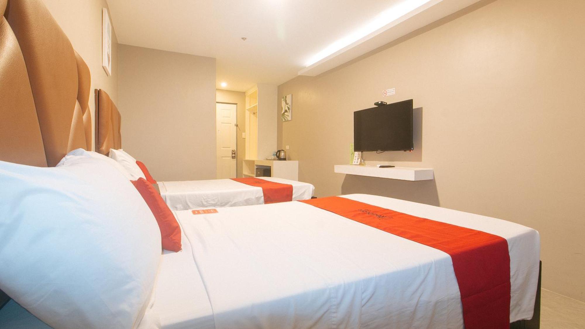Reddoorz Plus At Seventy Five Inn Near Manila Airport Paranaque City المظهر الخارجي الصورة