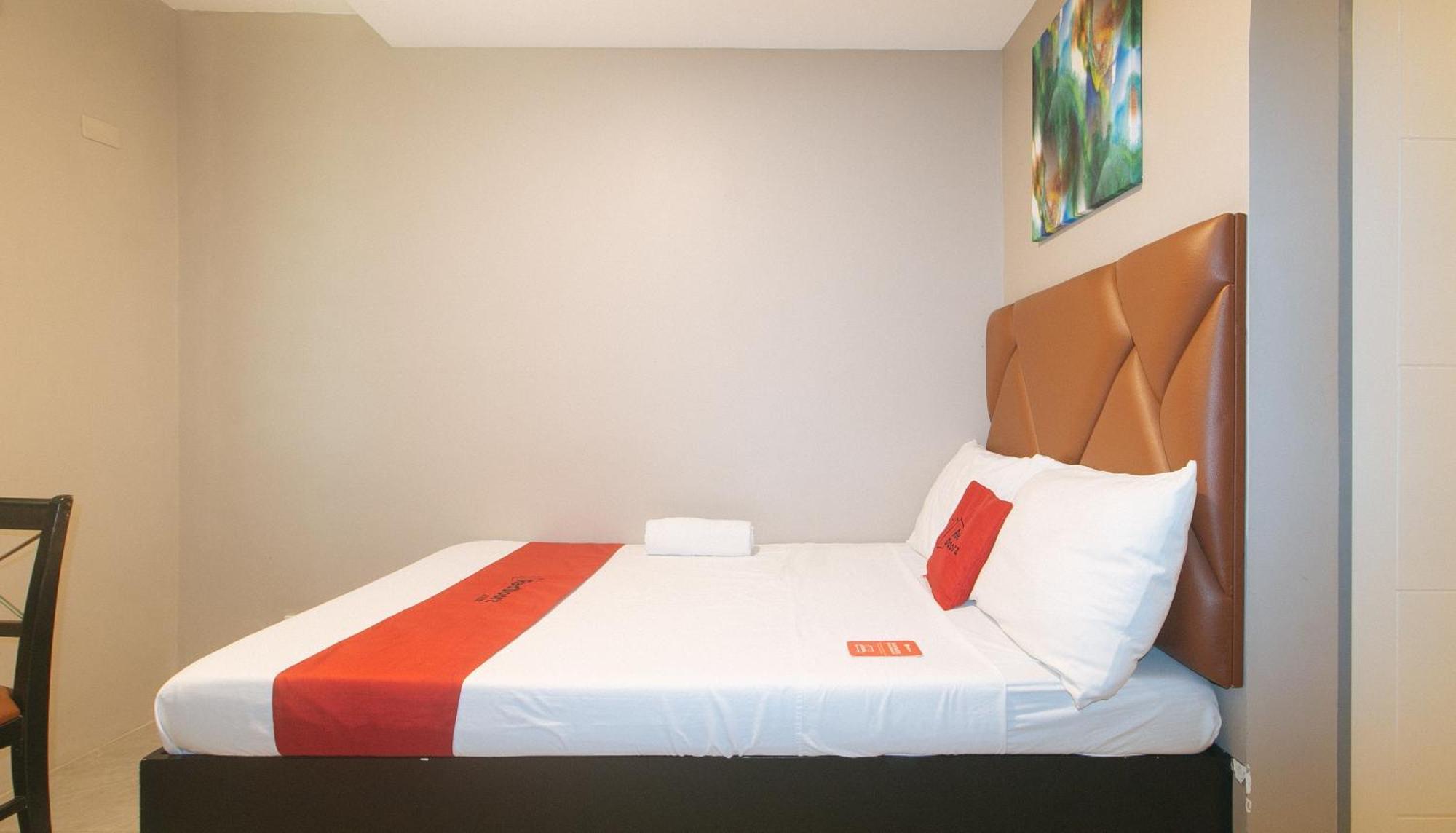 Reddoorz Plus At Seventy Five Inn Near Manila Airport Paranaque City المظهر الخارجي الصورة