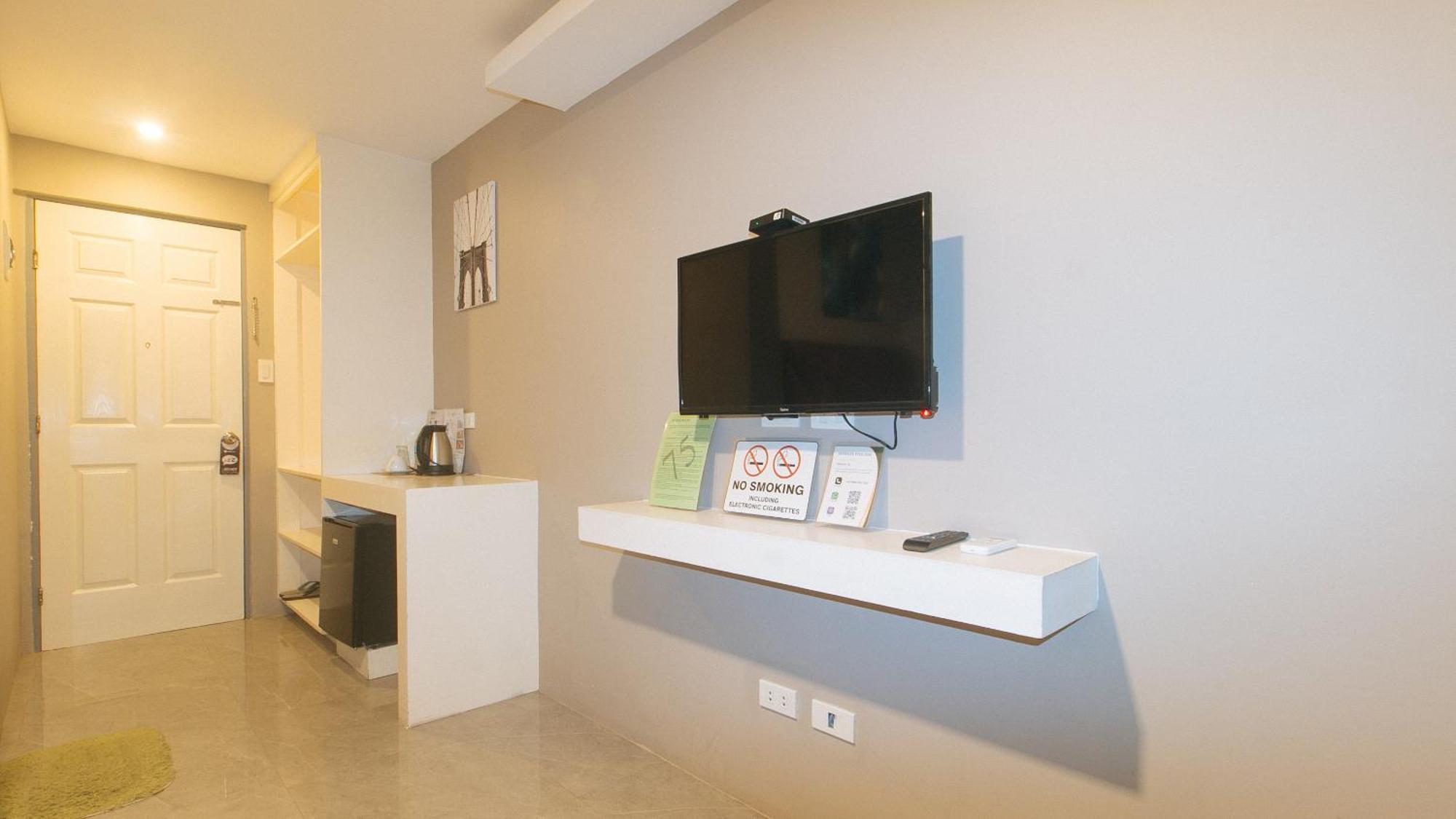 Reddoorz Plus At Seventy Five Inn Near Manila Airport Paranaque City المظهر الخارجي الصورة